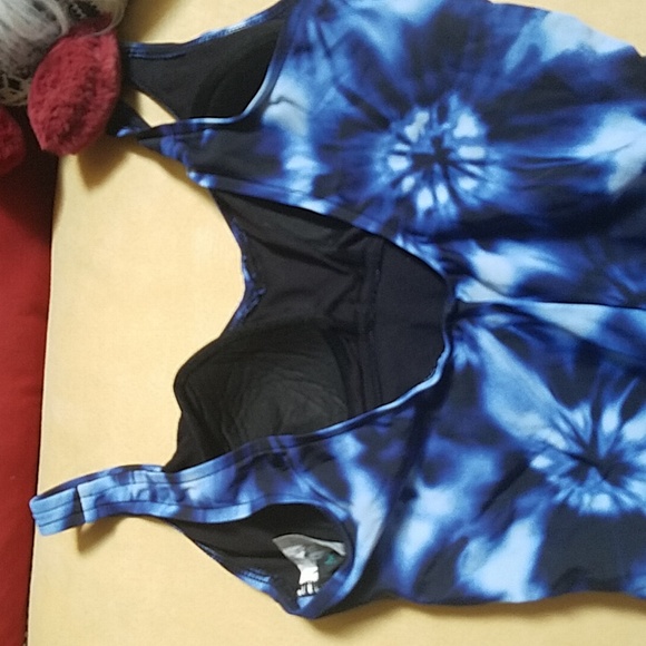 Aqua green size medium swim suit. Light to dark blue tie dye. - Picture 4 of 10